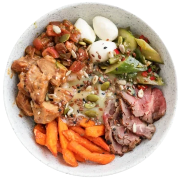 Богатырь (Поке с курочкой тандури и ростбифом)